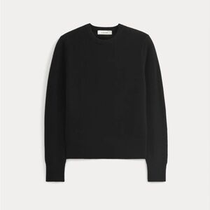 Everlane cashmere sweaters women’s. 3 available blk, dark grey and light grey.